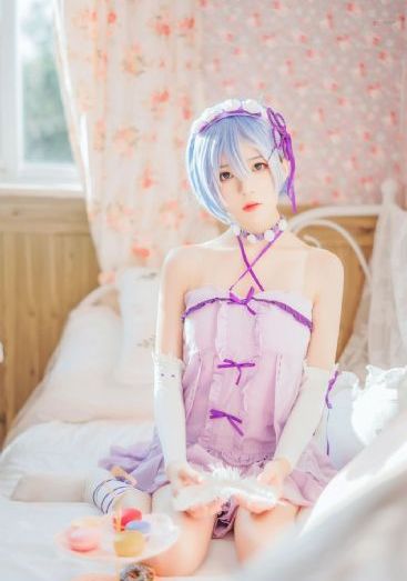 亚洲色图网友自拍-高清字幕高清迅雷下载