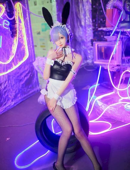 黄色片高潮-片花成事在人免费观看